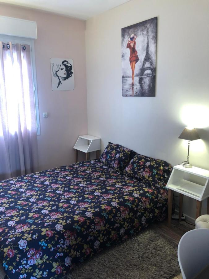 B&B Du Clos Menil อานีแย-ซูร์-แซน ภายนอก รูปภาพ